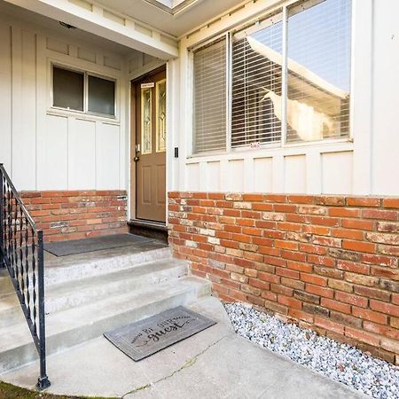 5 Beds, 2 Full Baths, W/Gazebo, W/Fenced Backyard Villa Yuba City Eksteriør bilde