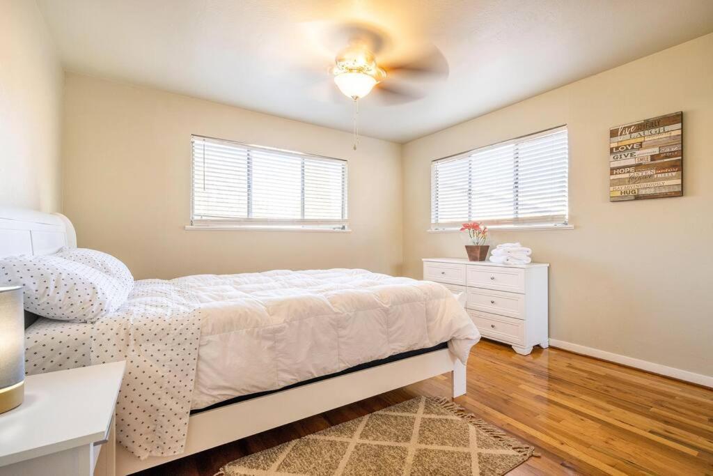 5 Beds, 2 Full Baths, W/Gazebo, W/Fenced Backyard Villa Yuba City Eksteriør bilde