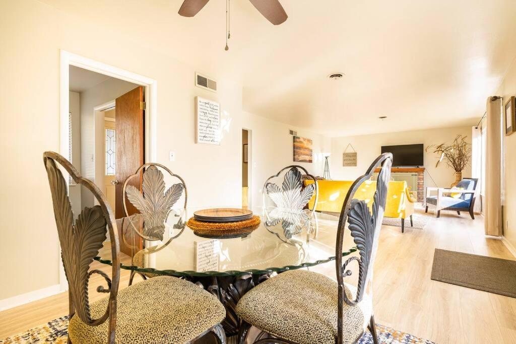 5 Beds, 2 Full Baths, W/Gazebo, W/Fenced Backyard Villa Yuba City Eksteriør bilde